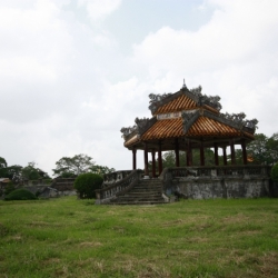 Hue (12)