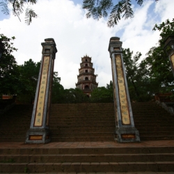 Hue (14)