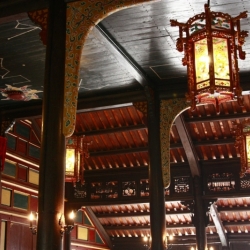 Hue (3)