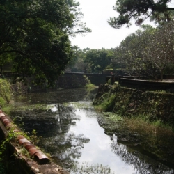 Hue (6)